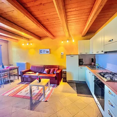 Le Baite Di Bodone-2 By Interhome Дом отдыха Livo (Lombardy)