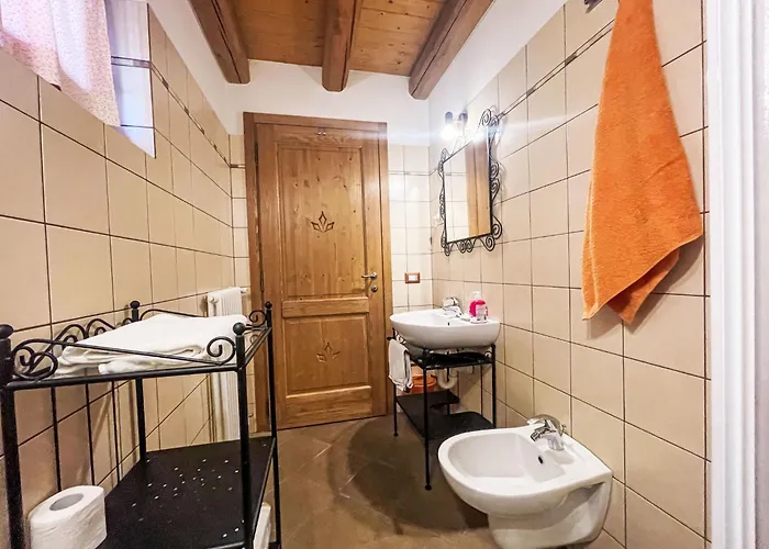 Le Baite Di Bodone-2 By Interhome بيت للعطل Livo (Lombardy)